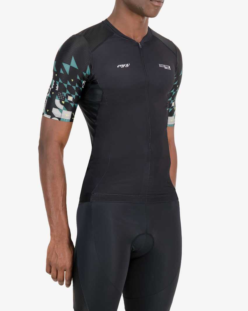 Three quarter of the mens tri top in the Full Monte design. Triathlon clothing made by Enjoy.cc