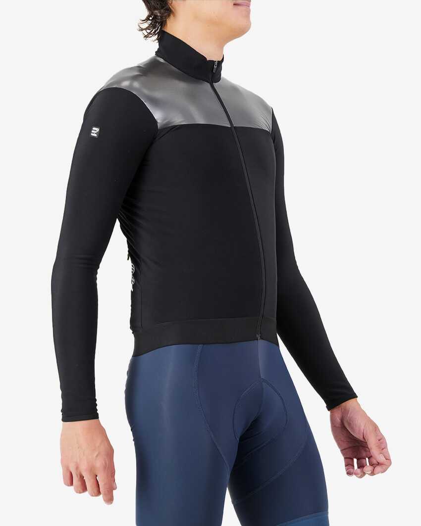 Side view of the Men's thermal shell long sleeve jersey in Black and silver colour way by Enjoy.cc